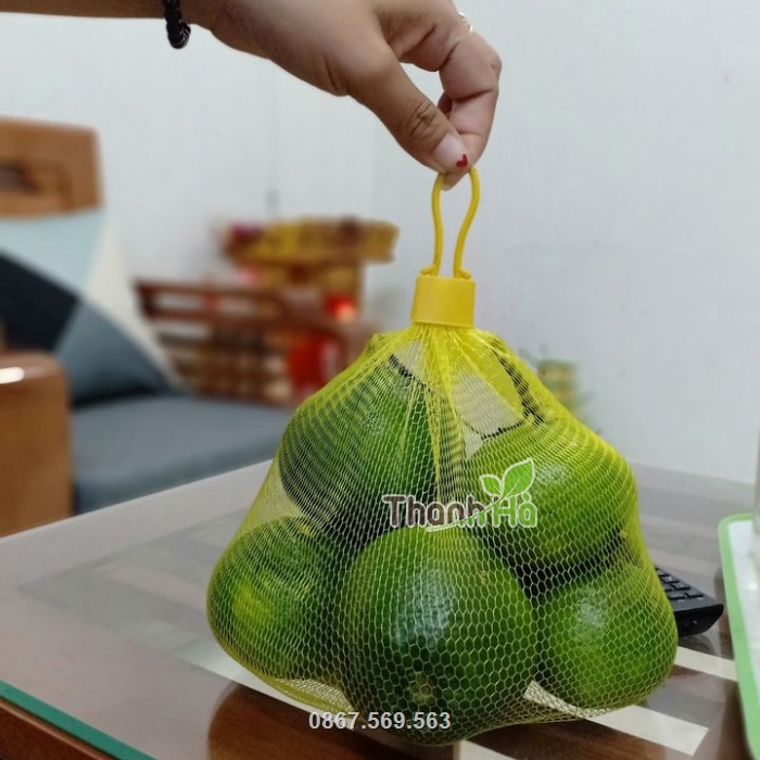 Túi lưới đựng trái cây chịu được sức nặng và sức căng tốt
